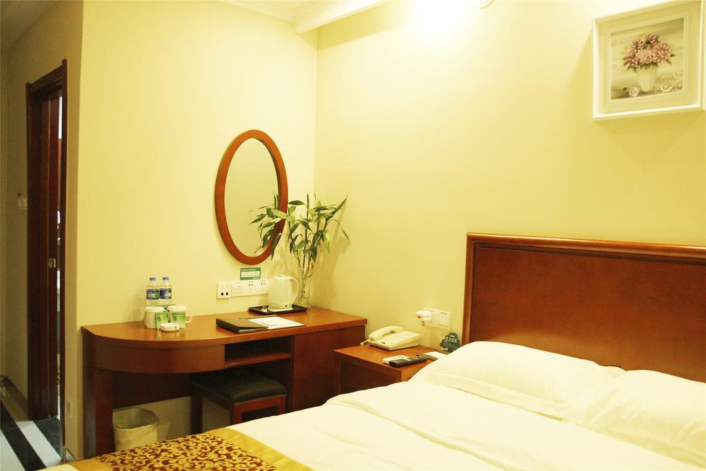 Greentree Inn Shanghai Pudong New District Shenmei East Road Express Hotel Kültér fotó